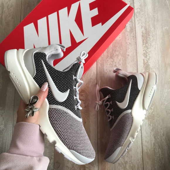 NWT Nike Presto fly special edition! - Picture 2 of 8